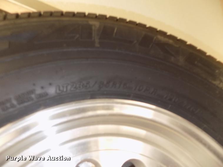 image for item DA0711 2002 Vintage enclosed car trailer