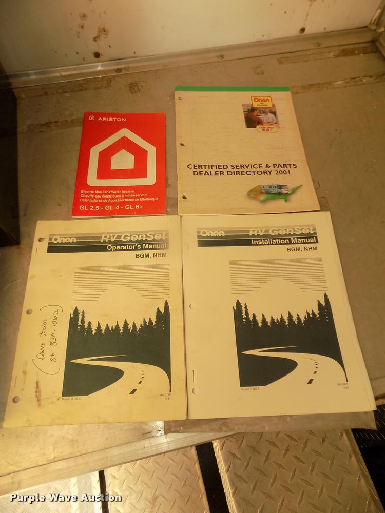 image for item DA0711 2002 Vintage enclosed car trailer