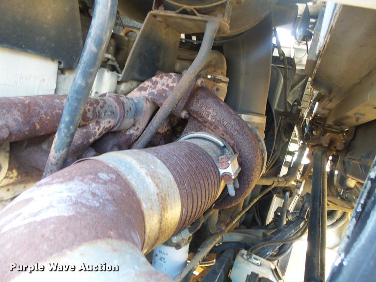 image for item DA2733 1989 Ford 900 semi truck