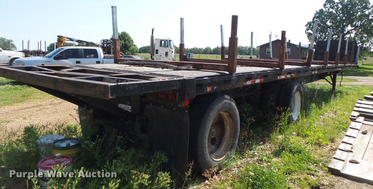 image for item DA2734 1988 Great Dane flatbed trailer