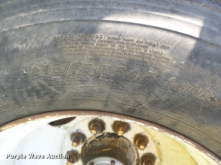 image for item DA2734 1988 Great Dane flatbed trailer