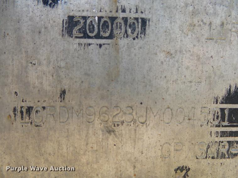 image for item DA2734 1988 Great Dane flatbed trailer