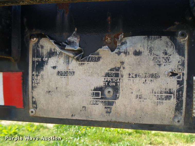 image for item DA2734 1988 Great Dane flatbed trailer