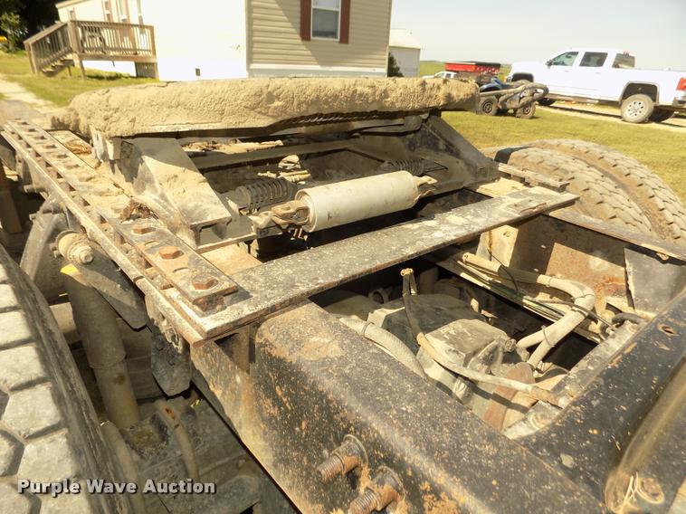 image for item DA3020 1998 Freightliner Century Class semi truck