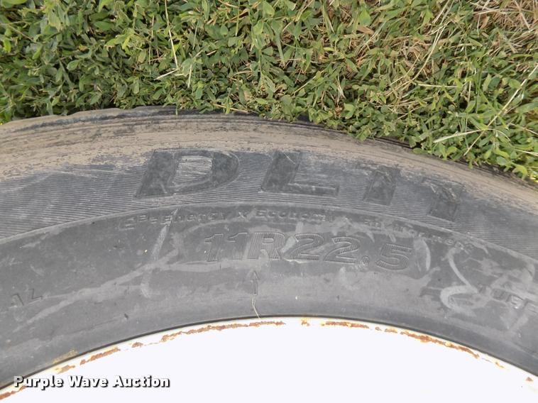 image for item DA3020 1998 Freightliner Century Class semi truck