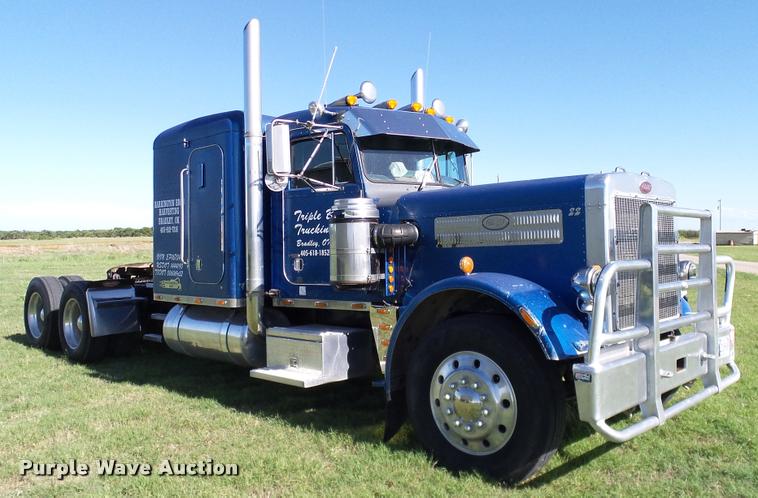 image for item DA6182 1984 Peterbilt 359 semi truck