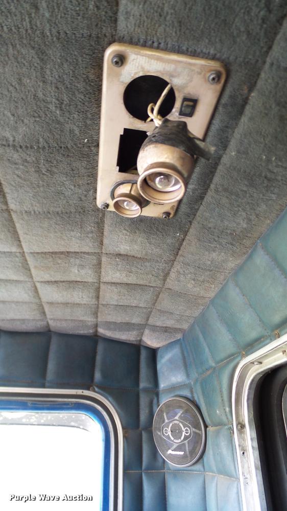 image for item DA6182 1984 Peterbilt 359 semi truck