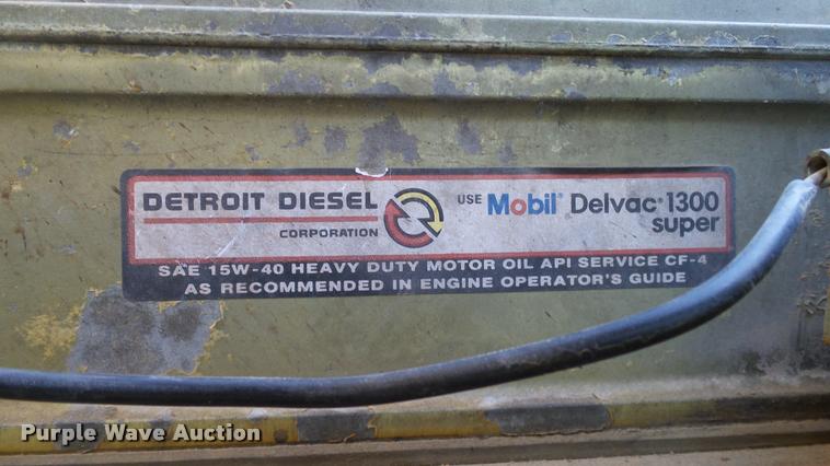 image for item DA6182 1984 Peterbilt 359 semi truck