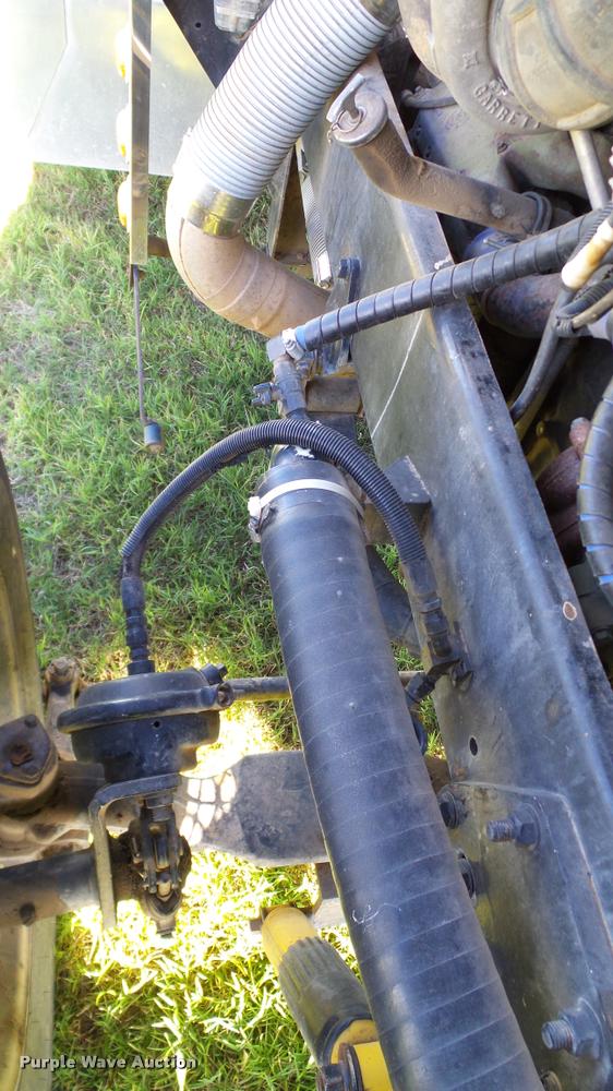 image for item DA6182 1984 Peterbilt 359 semi truck