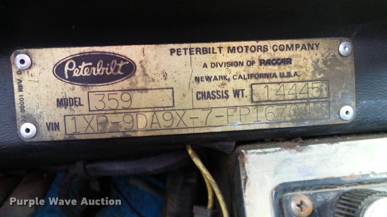 image for item DA6182 1984 Peterbilt 359 semi truck