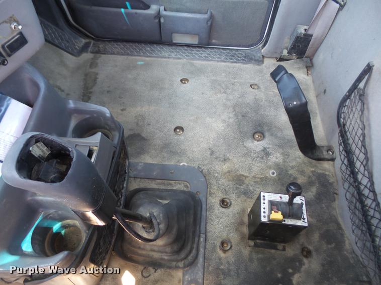 image for item DA6342 1998 Ford AT9513 Aeromax 113 semi truck