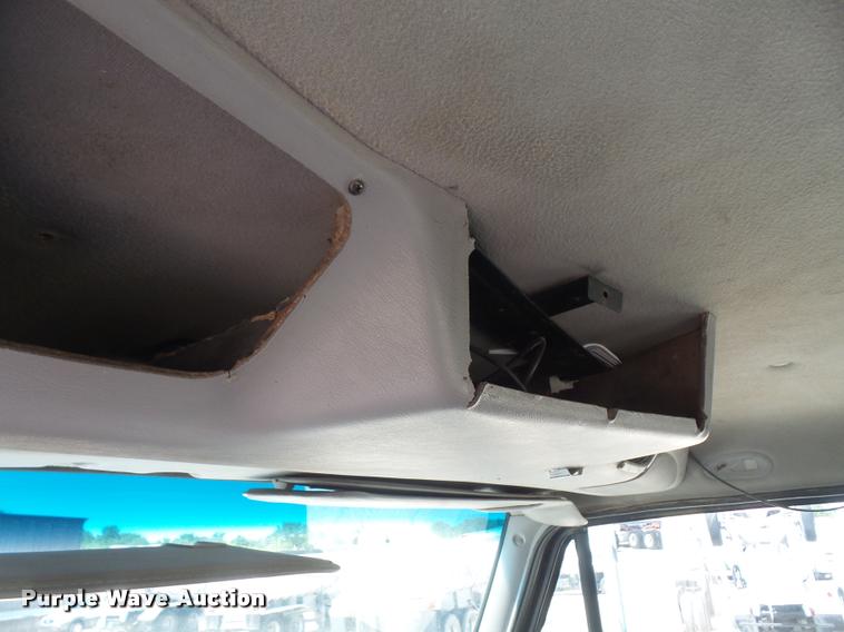 image for item DA6342 1998 Ford AT9513 Aeromax 113 semi truck