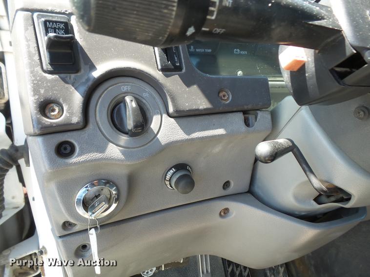 image for item DA6342 1998 Ford AT9513 Aeromax 113 semi truck