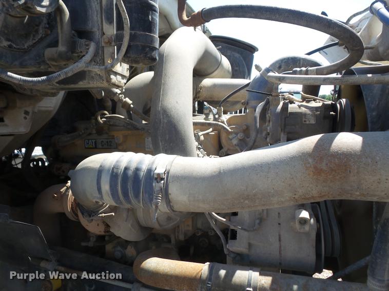 image for item DA6342 1998 Ford AT9513 Aeromax 113 semi truck