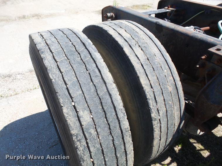 image for item DA6342 1998 Ford AT9513 Aeromax 113 semi truck