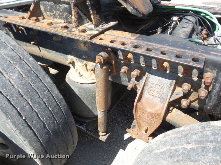 image for item DA6342 1998 Ford AT9513 Aeromax 113 semi truck