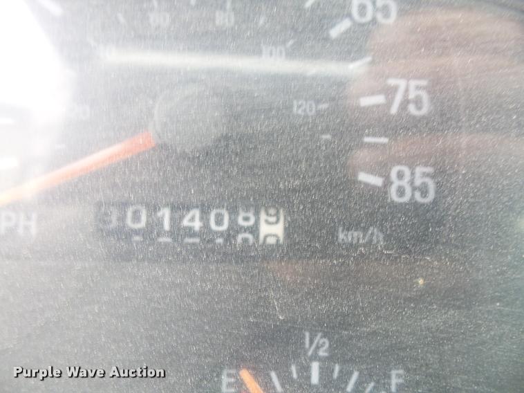 image for item DA6343 1998 Ford AT9513 Aeromax 113 semi truck