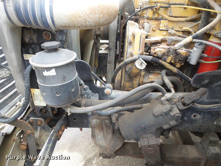 image for item DA6343 1998 Ford AT9513 Aeromax 113 semi truck