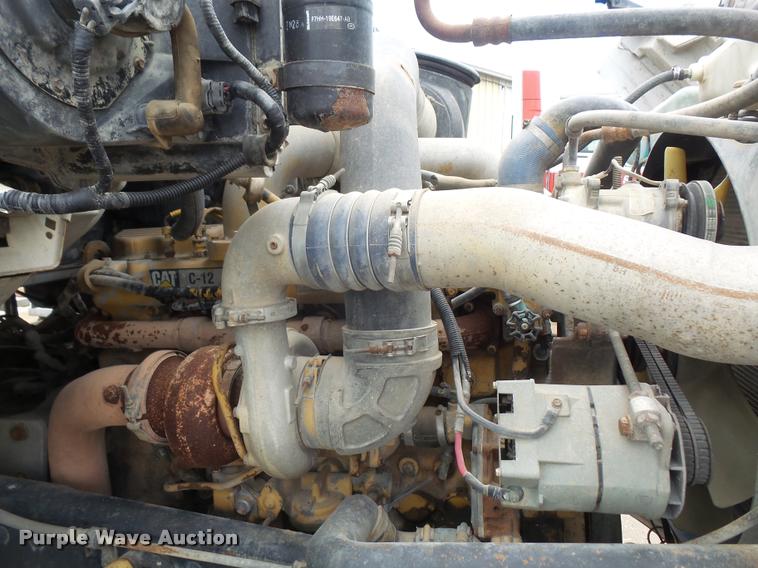 image for item DA6343 1998 Ford AT9513 Aeromax 113 semi truck