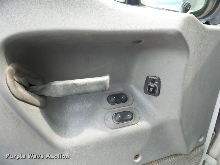 image for item DA6344 1998 Ford AT9513 Aeromax 113 semi truck