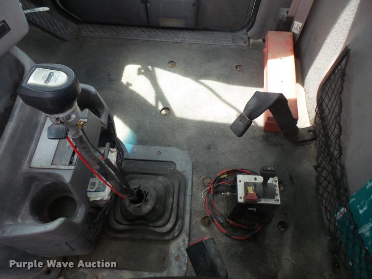 image for item DA6344 1998 Ford AT9513 Aeromax 113 semi truck