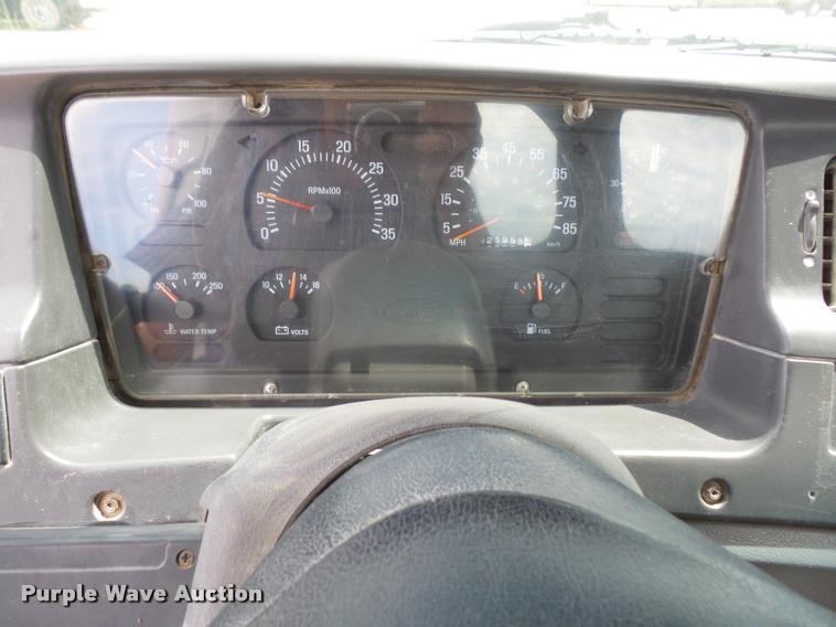 image for item DA6344 1998 Ford AT9513 Aeromax 113 semi truck