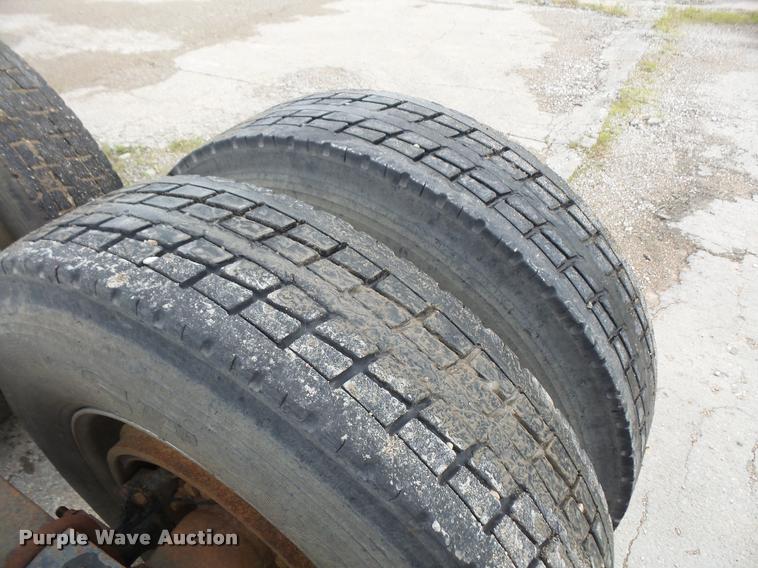 image for item DA6344 1998 Ford AT9513 Aeromax 113 semi truck