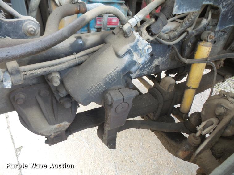 image for item DA6345 1998 Ford AT9513 Aeromax 113 semi truck