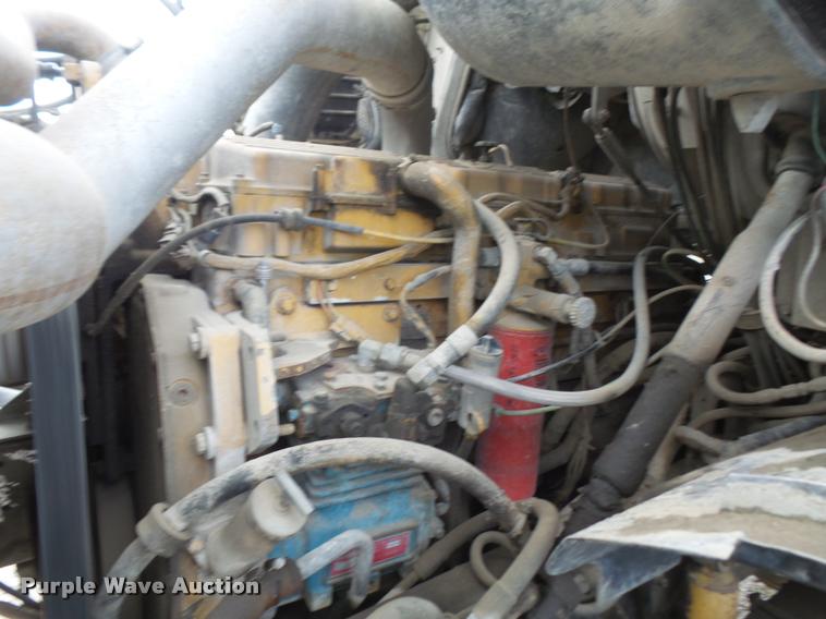 image for item DA6345 1998 Ford AT9513 Aeromax 113 semi truck