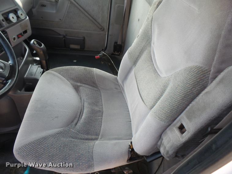 image for item DA6346 1998 Ford AT9513 Aeromax 113 semi truck