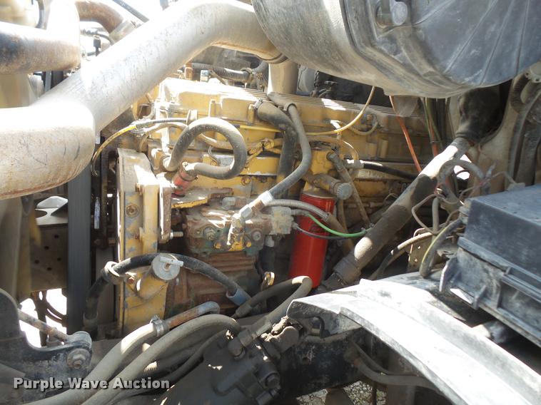 image for item DA6346 1998 Ford AT9513 Aeromax 113 semi truck