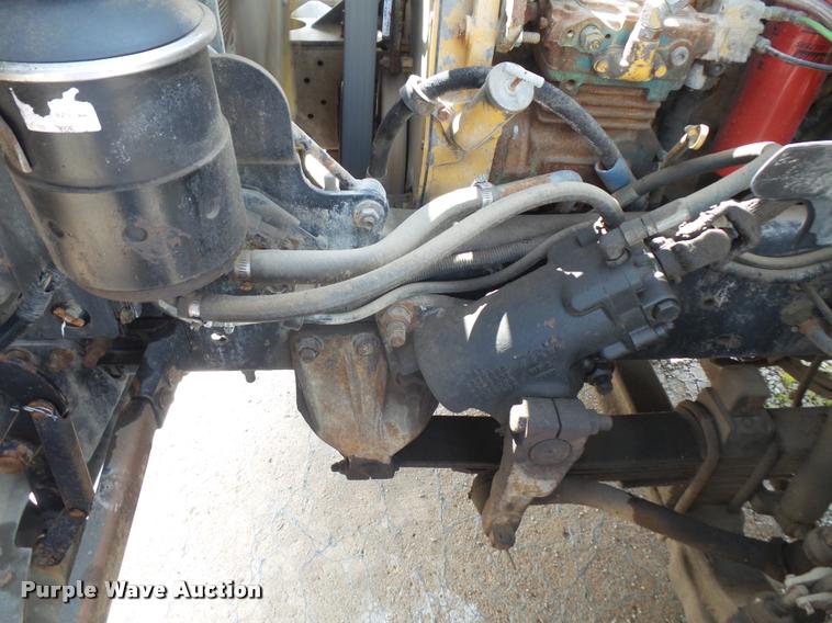 image for item DA6346 1998 Ford AT9513 Aeromax 113 semi truck