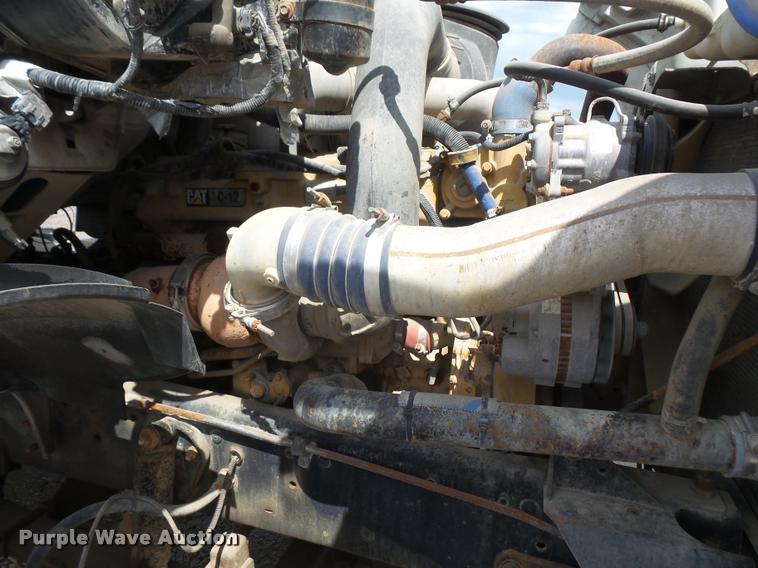 image for item DA6346 1998 Ford AT9513 Aeromax 113 semi truck