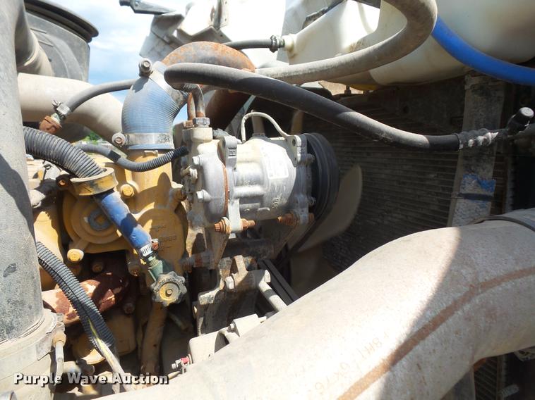 image for item DA6346 1998 Ford AT9513 Aeromax 113 semi truck