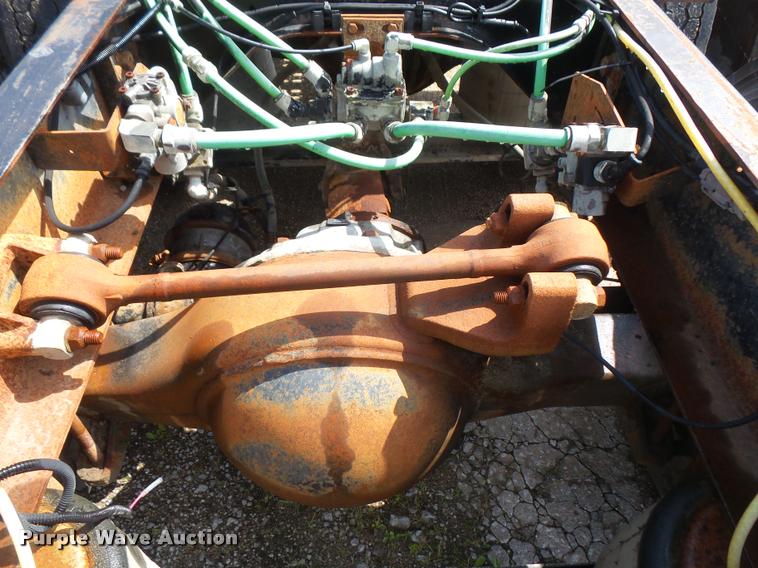 image for item DA6346 1998 Ford AT9513 Aeromax 113 semi truck