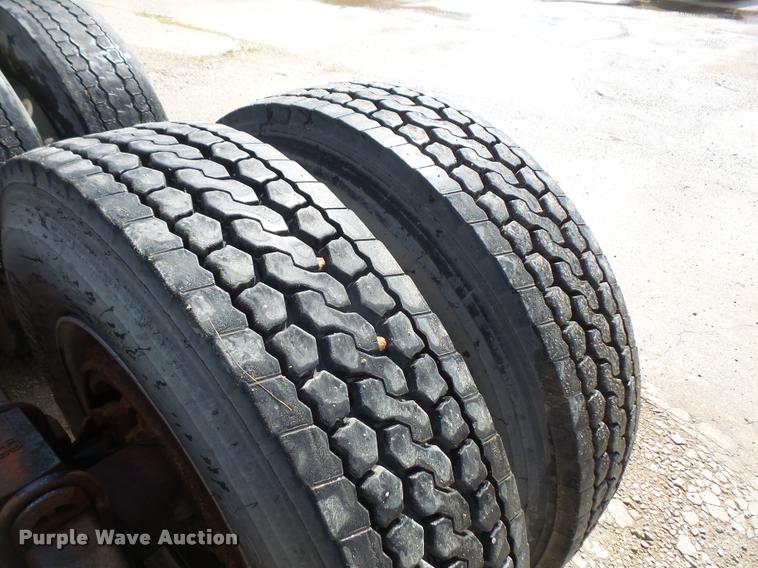 image for item DA6346 1998 Ford AT9513 Aeromax 113 semi truck