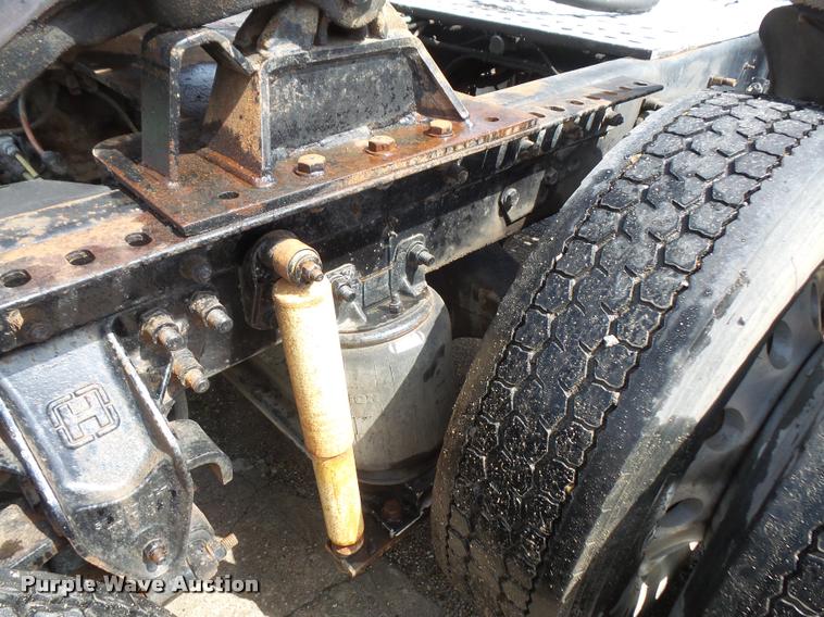 image for item DA6346 1998 Ford AT9513 Aeromax 113 semi truck