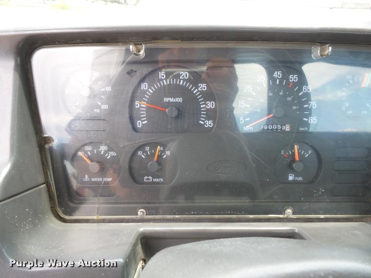 image for item DA6347 1998 Ford AT9513 Aeromax 113 semi truck