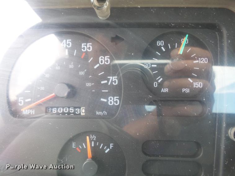 image for item DA6347 1998 Ford AT9513 Aeromax 113 semi truck