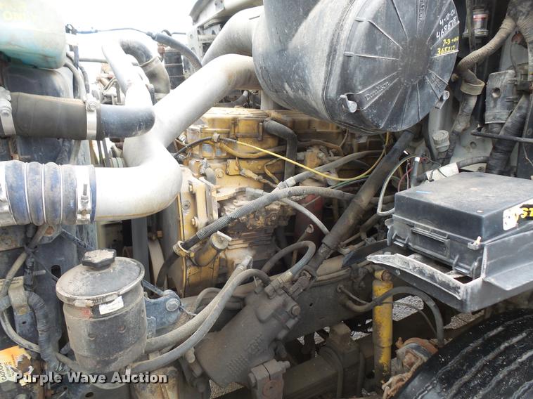 image for item DA6347 1998 Ford AT9513 Aeromax 113 semi truck