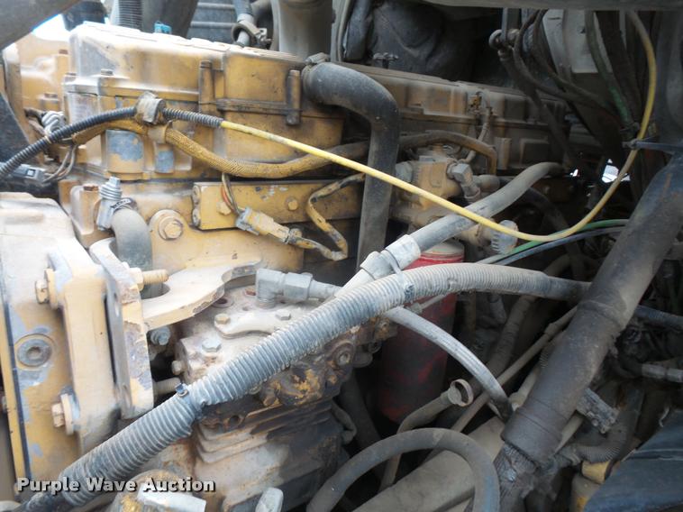 image for item DA6347 1998 Ford AT9513 Aeromax 113 semi truck