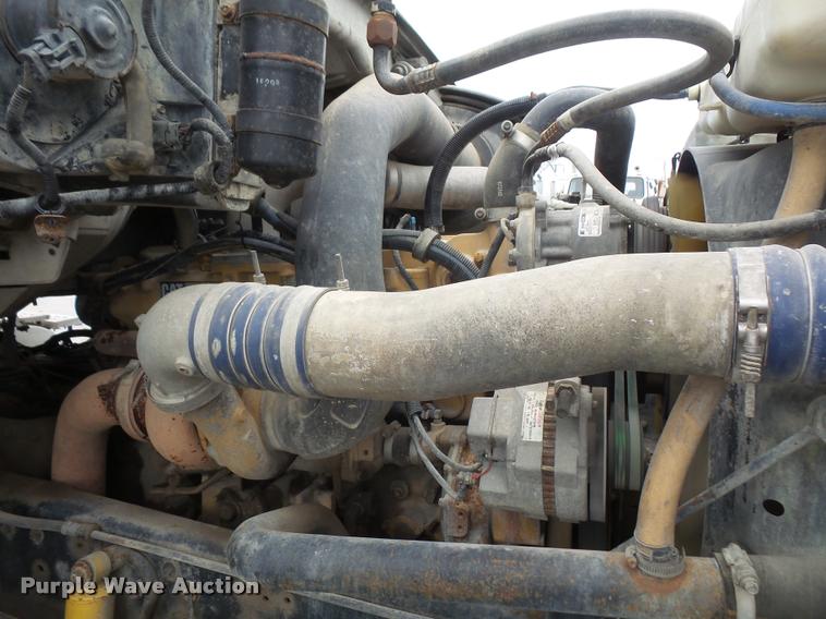 image for item DA6347 1998 Ford AT9513 Aeromax 113 semi truck