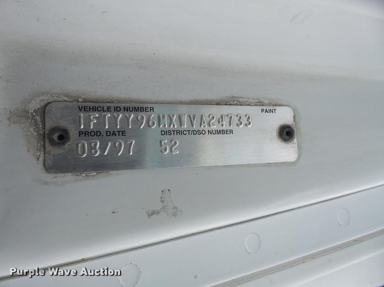 image for item DA6347 1998 Ford AT9513 Aeromax 113 semi truck