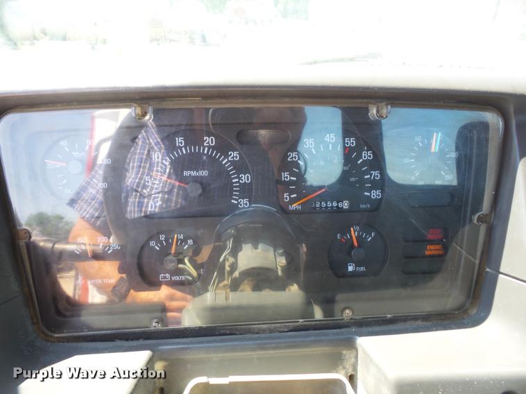 image for item DA6348 1998 Ford AT9513 Aeromax 113 semi truck