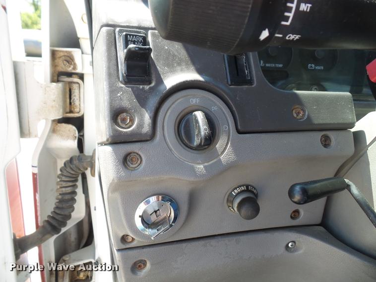 image for item DA6348 1998 Ford AT9513 Aeromax 113 semi truck