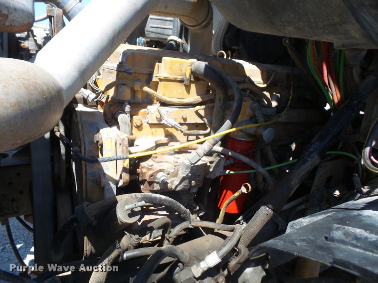 image for item DA6348 1998 Ford AT9513 Aeromax 113 semi truck