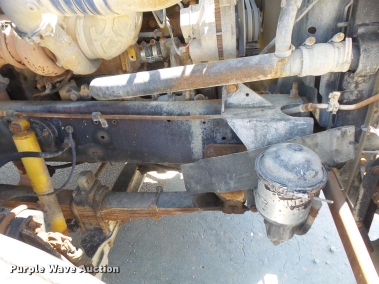 image for item DA6348 1998 Ford AT9513 Aeromax 113 semi truck