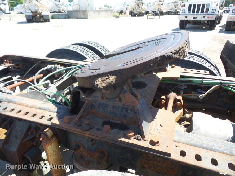 image for item DA6348 1998 Ford AT9513 Aeromax 113 semi truck