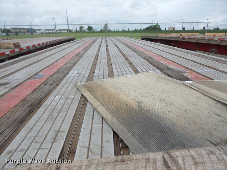 image for item DA6349 2006 Transcraft Eagle NW2 flatbed trailer