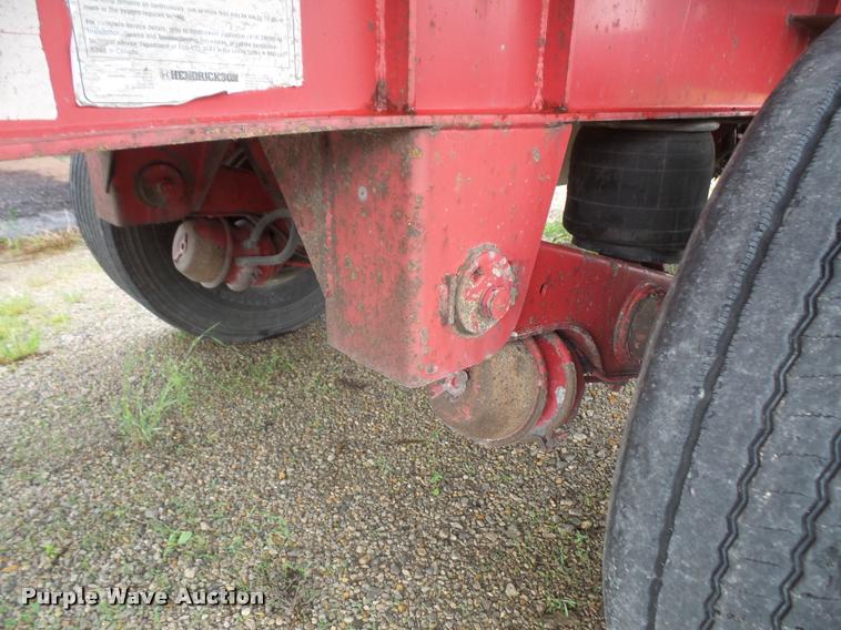 image for item DA6349 2006 Transcraft Eagle NW2 flatbed trailer